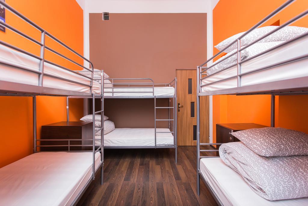 One World Hostel Krakow Room photo